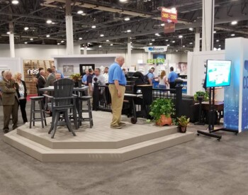IRE, Inc. brought a modular deck concept to life for this tradeshow area.